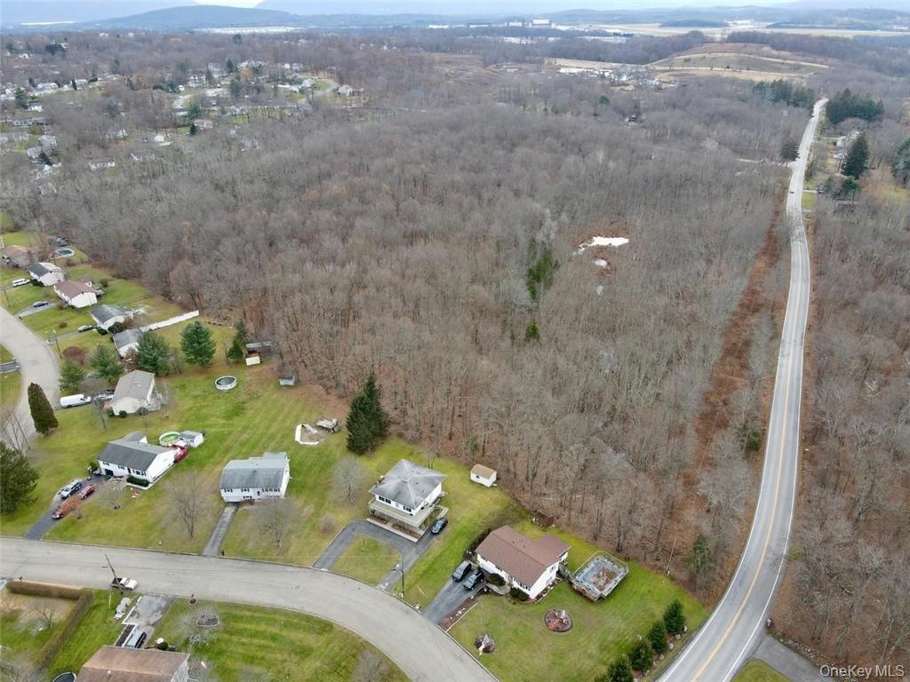 Lakeside Road – For Sale photo 36