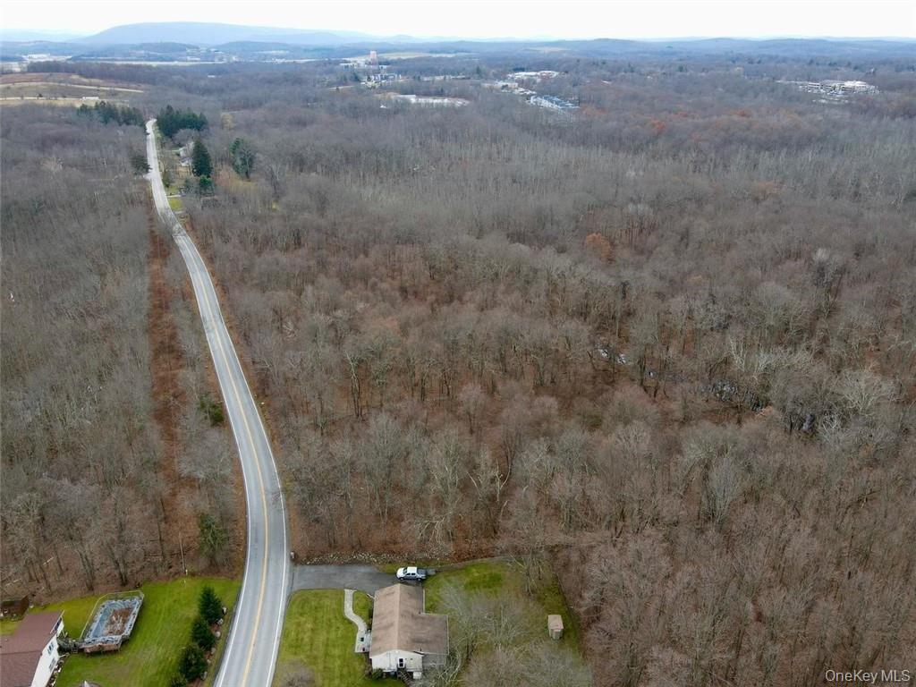Lakeside Road – For Sale photo 31