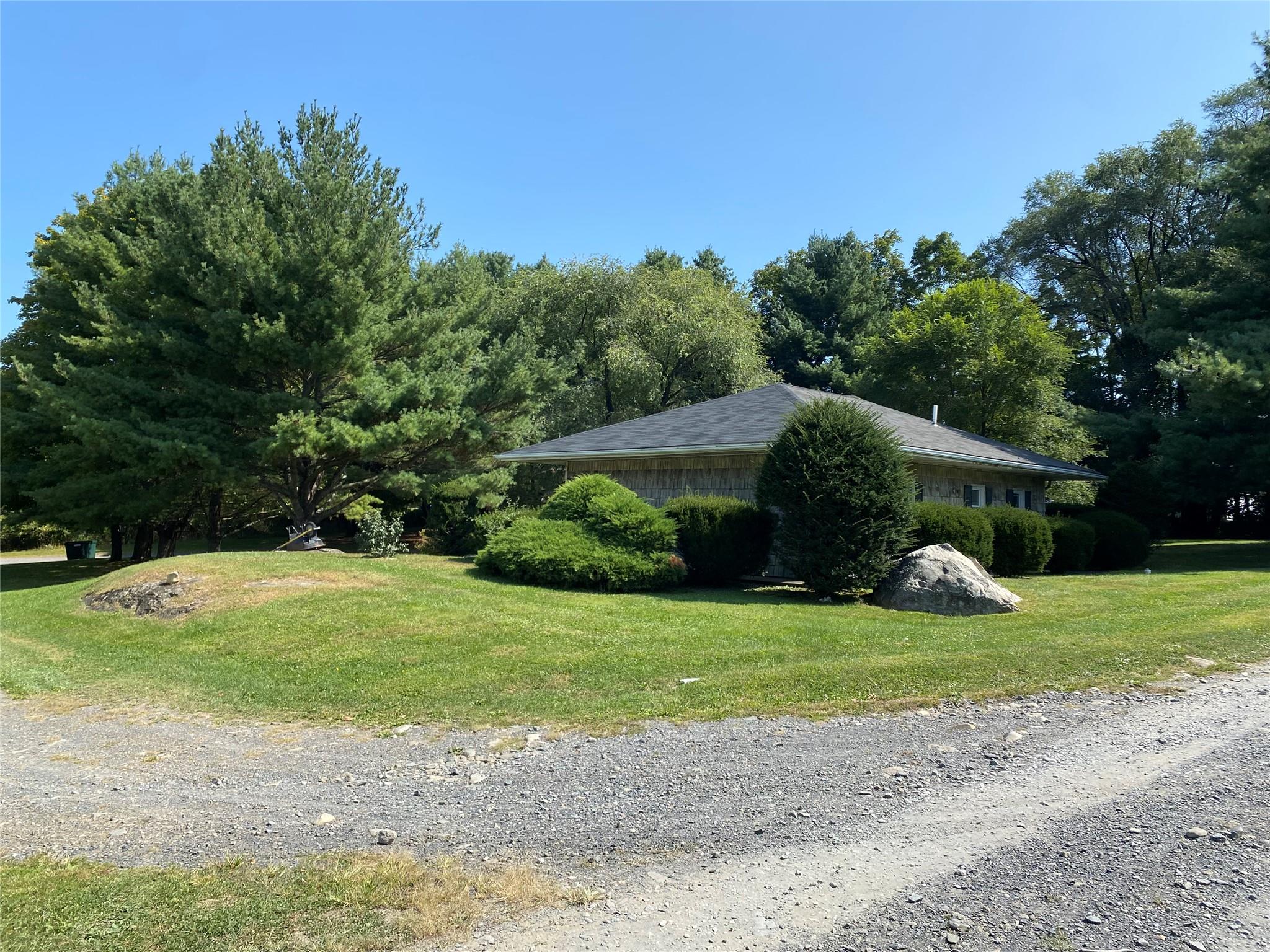 243 Vineyard Avenue – For Sale photo 2