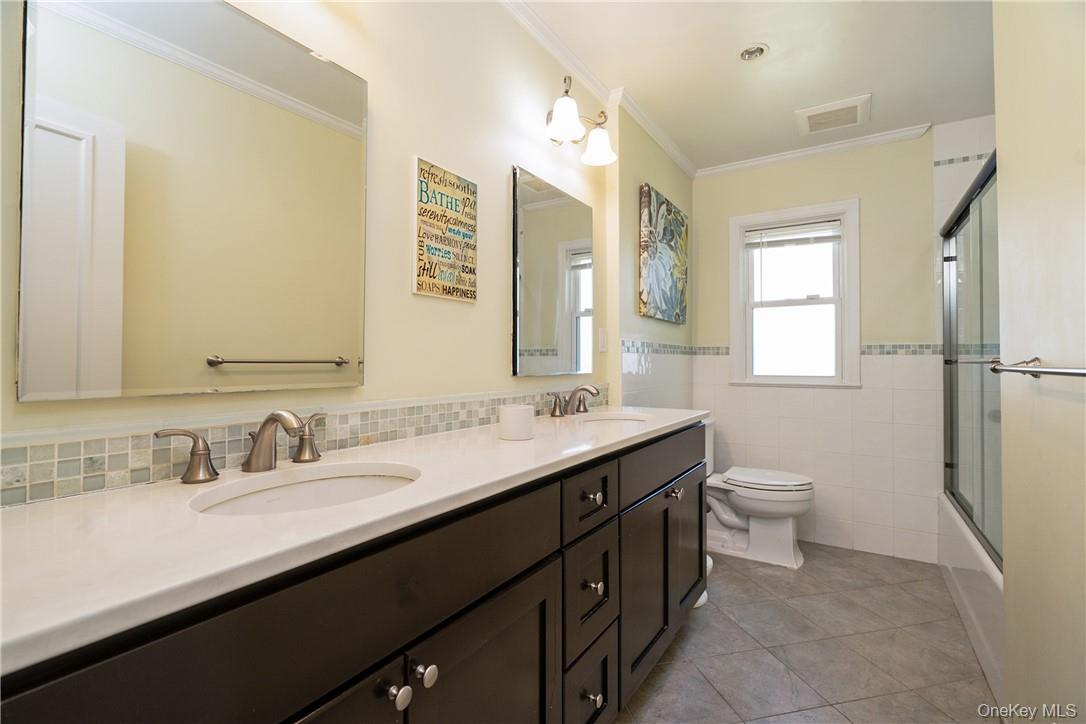 28 Top O The Ridge Drive – For Sale photo 18