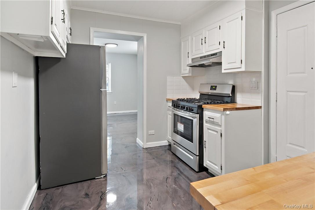 1225 Hollywood – For Sale photo 28