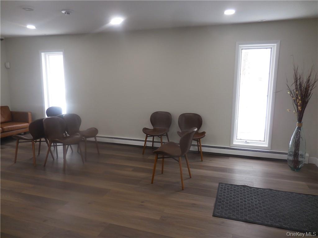 456 Gidney Avenue, Unit Back unit photo 19