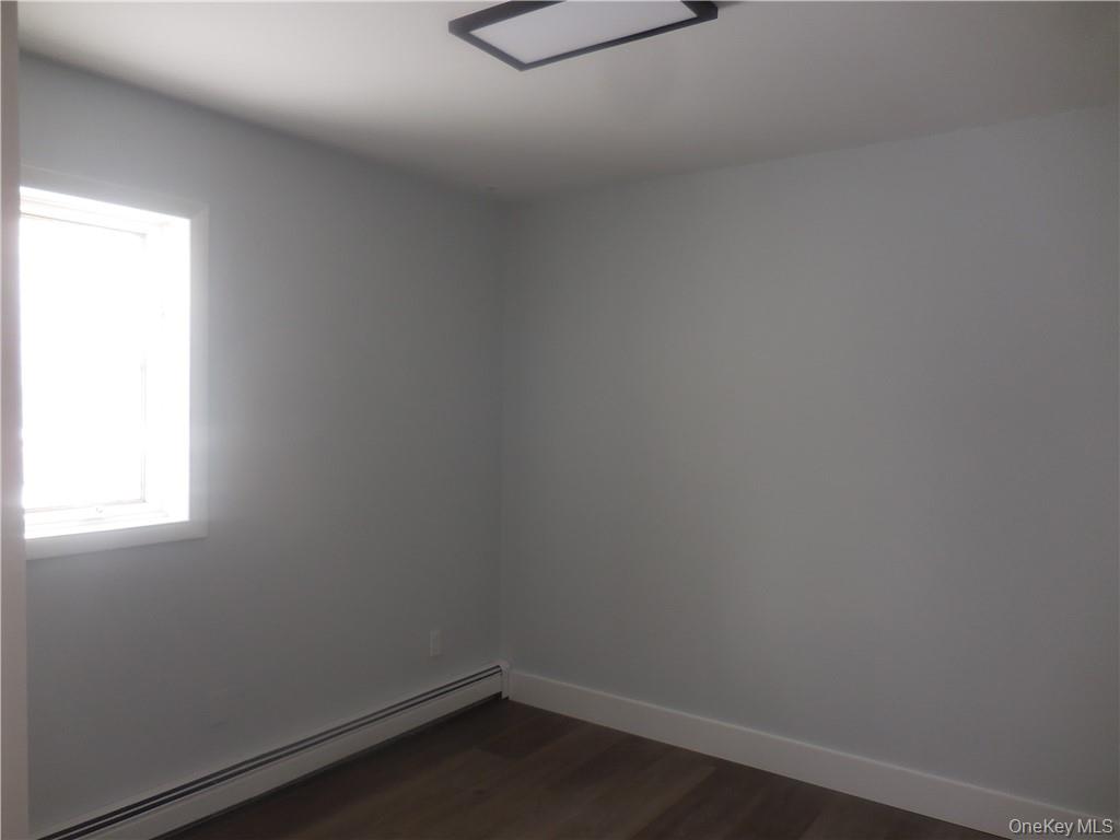 456 Gidney Avenue, Unit Back unit photo 22