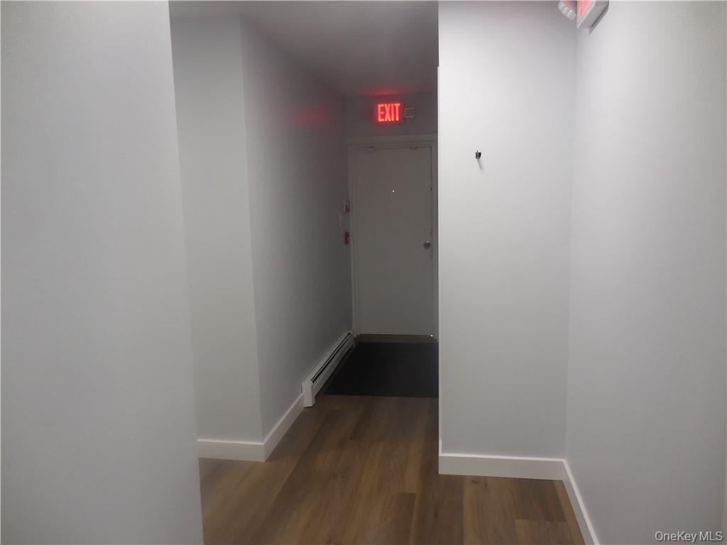456 Gidney Avenue, Unit Back unit photo 29