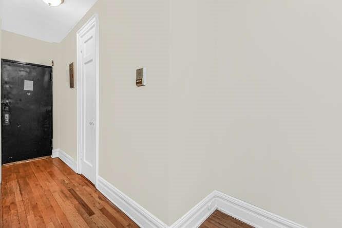 724 E 216th Street, Unit 5C photo 3