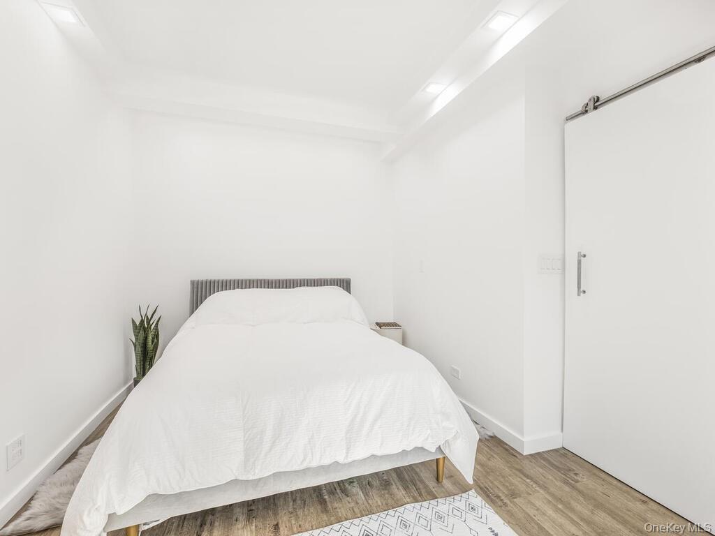 2465 Palisade Avenue, Unit 1A photo 8