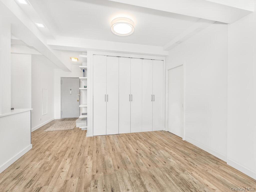 2465 Palisade Avenue, Unit 1A photo 12