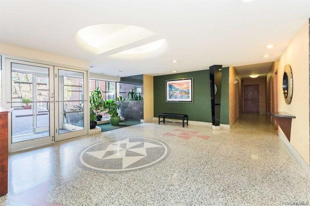 2465 Palisade Avenue, Unit 1A photo 24
