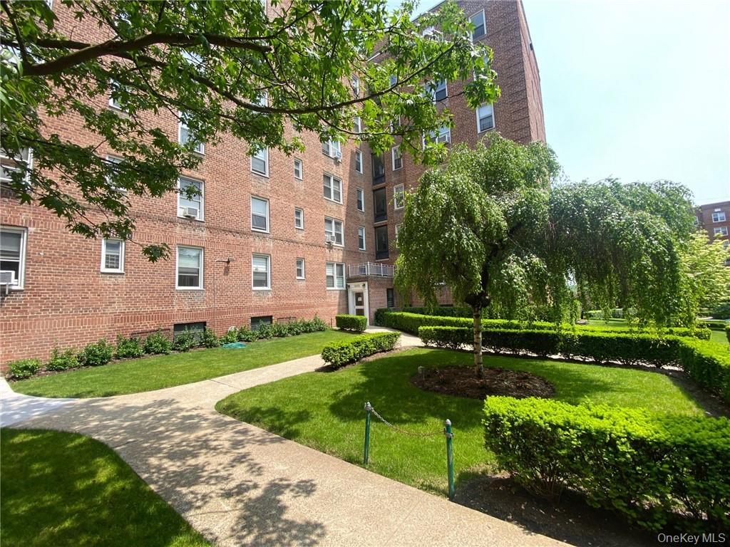 5645 Netherland Avenue, Unit 6D photo 10