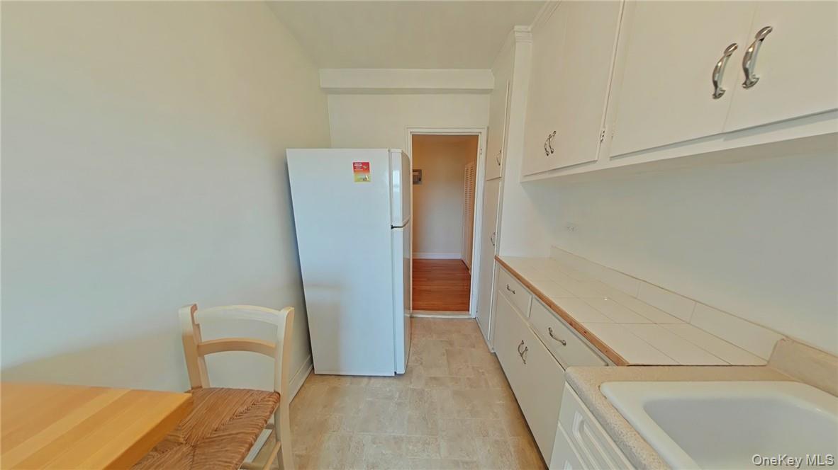 5645 Netherland Avenue, Unit 6D photo 6