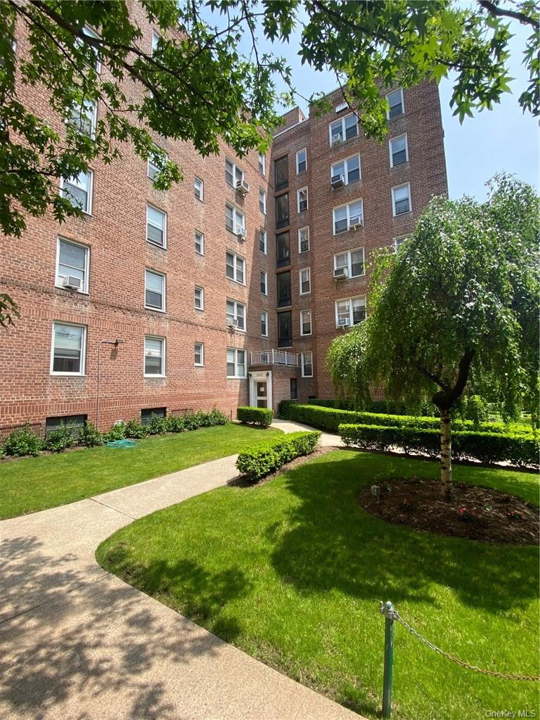 5645 Netherland Avenue, Unit 6D photo 11