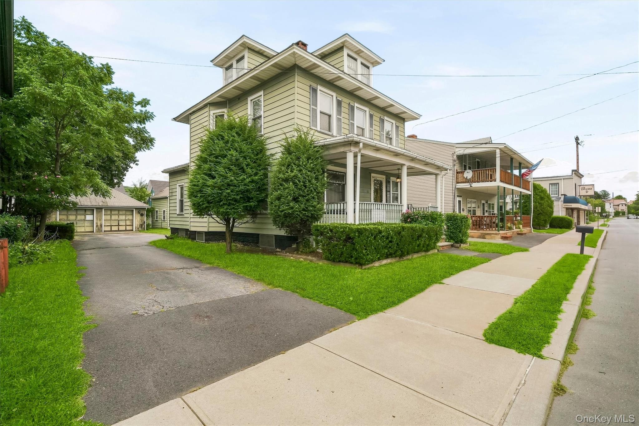 32 Kingston Avenue – For Sale photo 38
