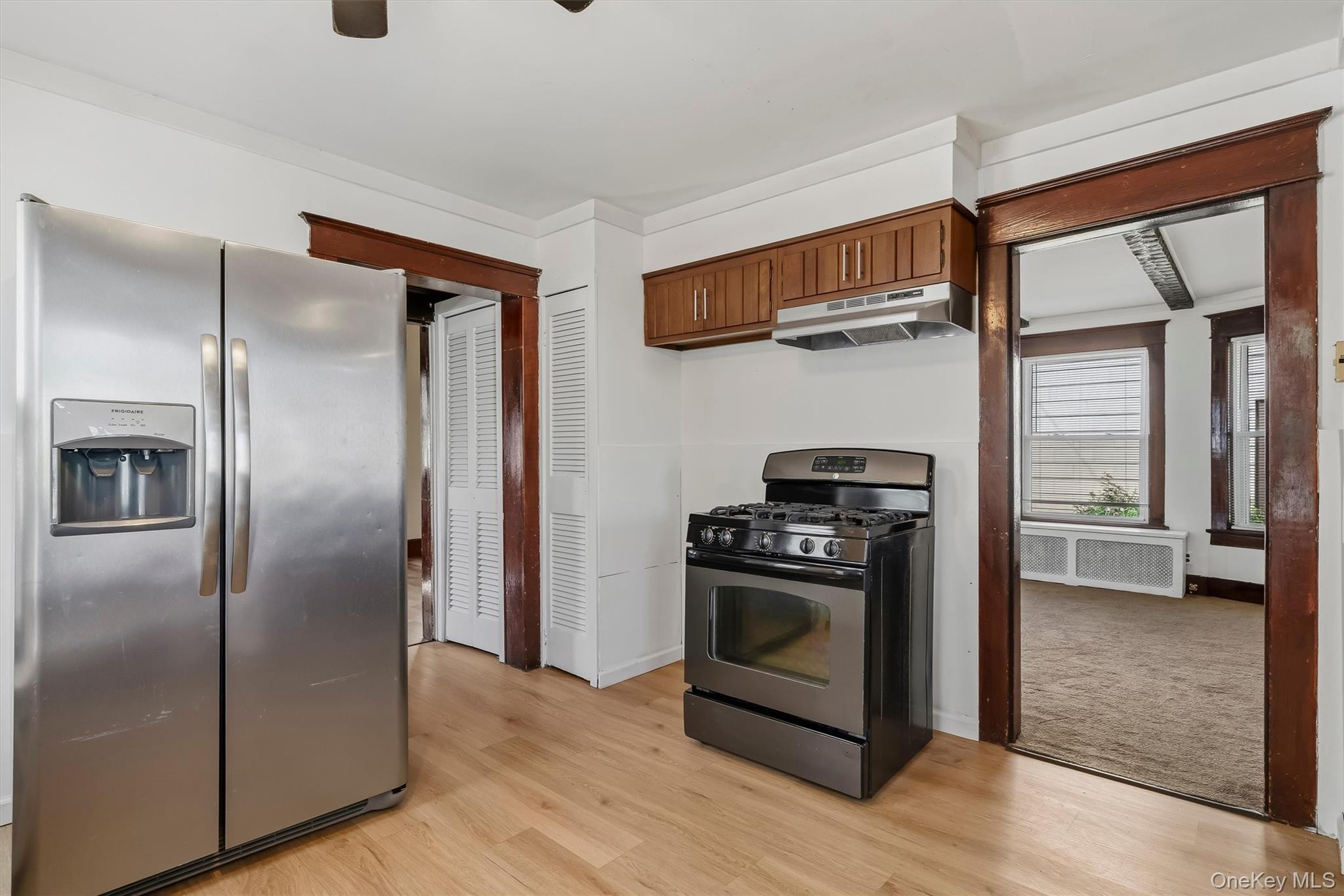 32 Kingston Avenue – For Sale photo 21