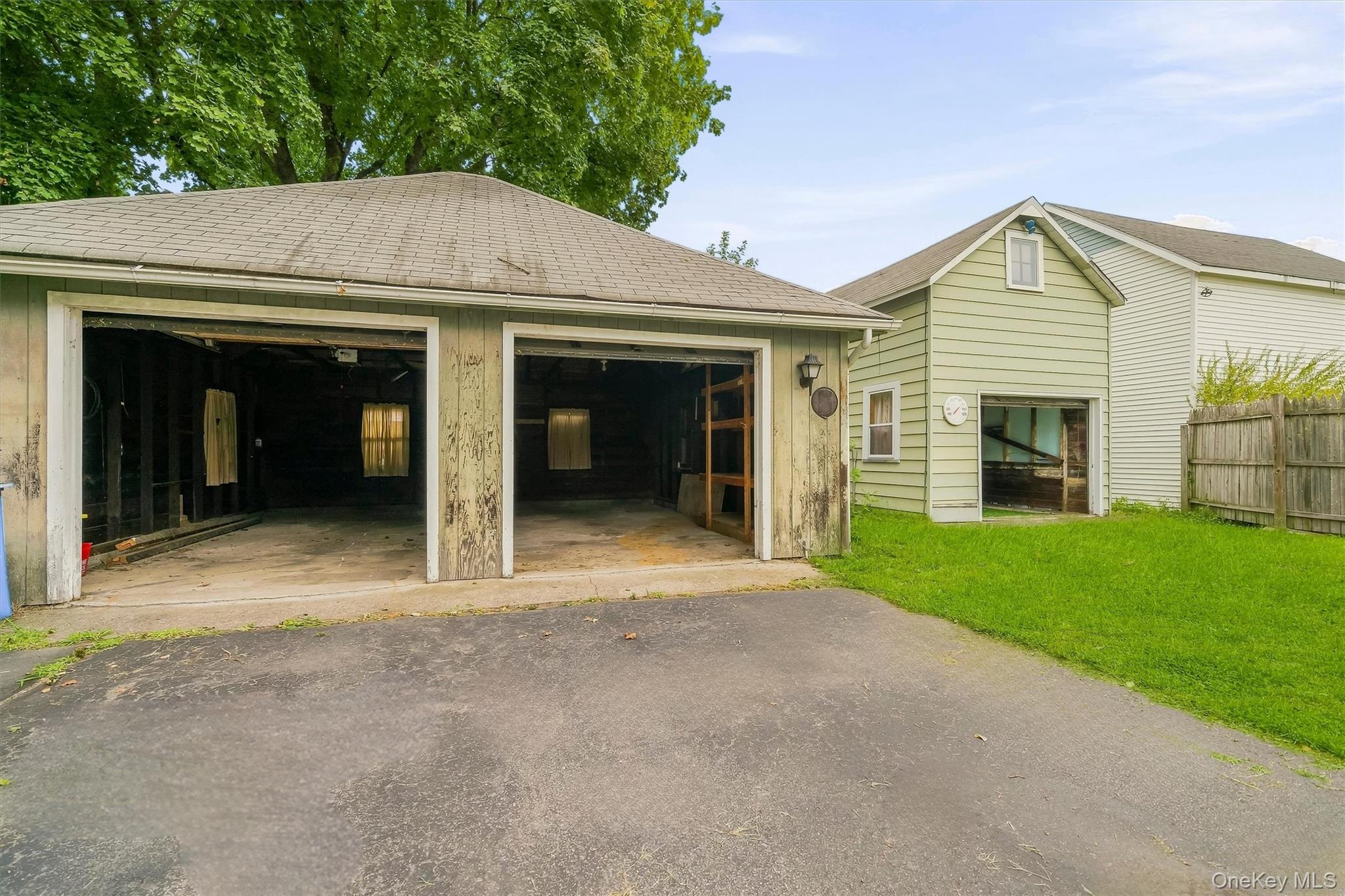 32 Kingston Avenue – For Sale photo 34