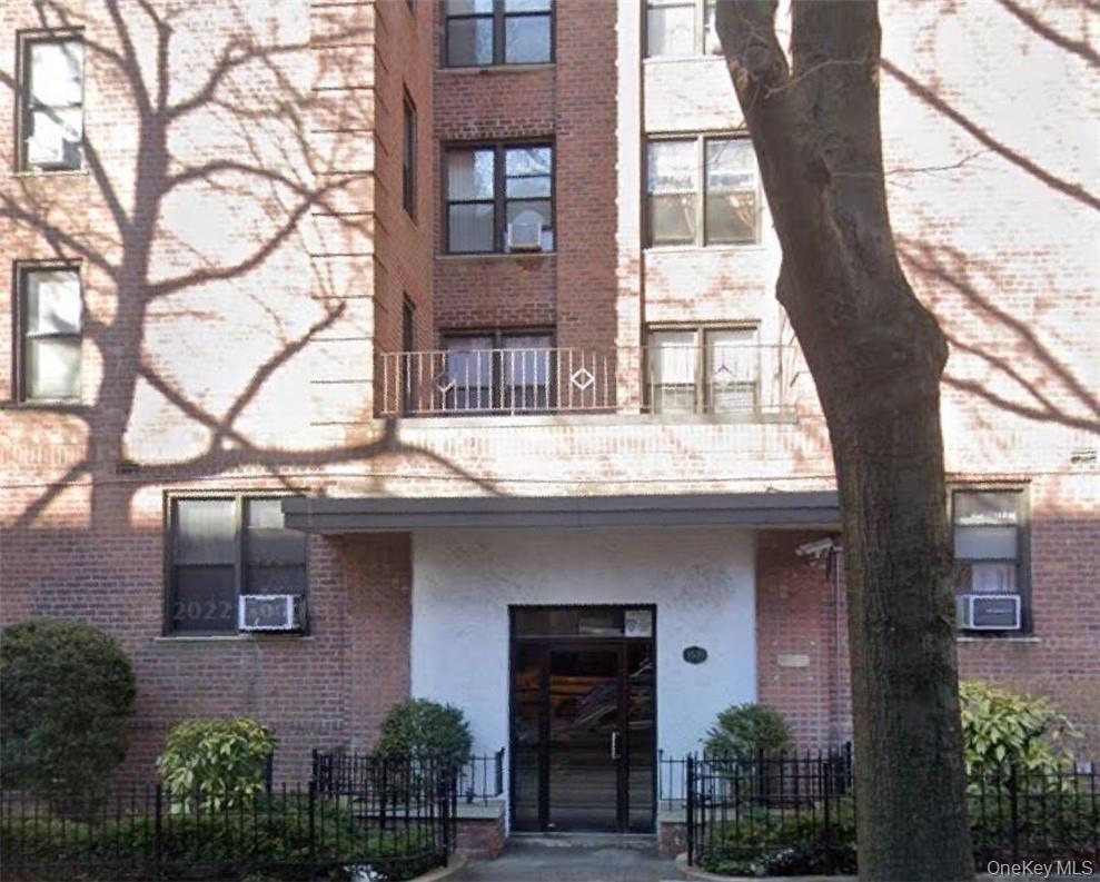 3535 Kings College Place, Unit 5a photo 2