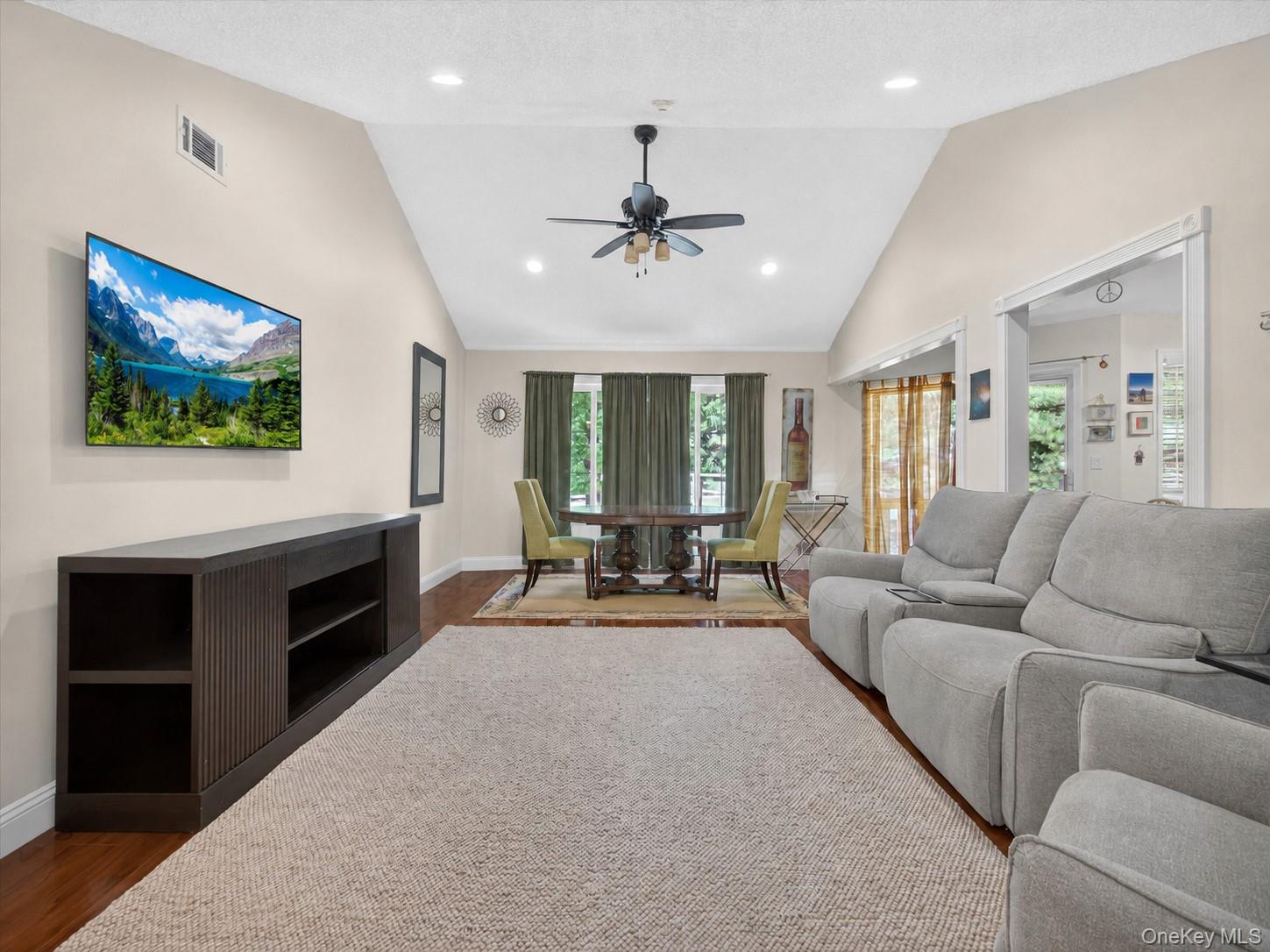 198 Eagle Ridge Way – For Sale photo 4