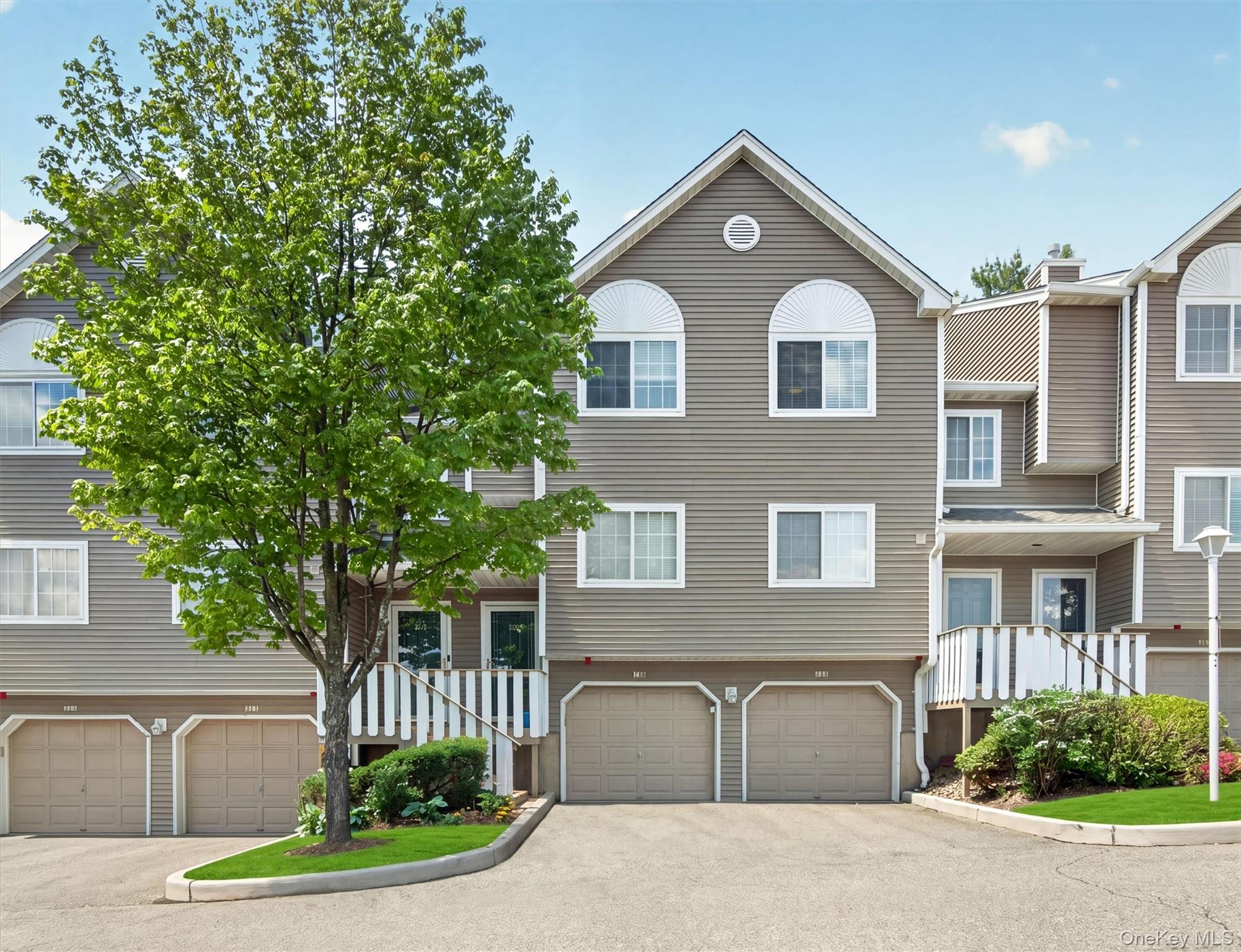 198 Eagle Ridge Way – For Sale