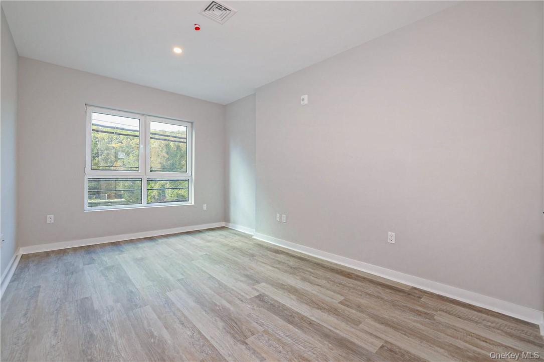 500 Commerce Street – For Sale photo 16