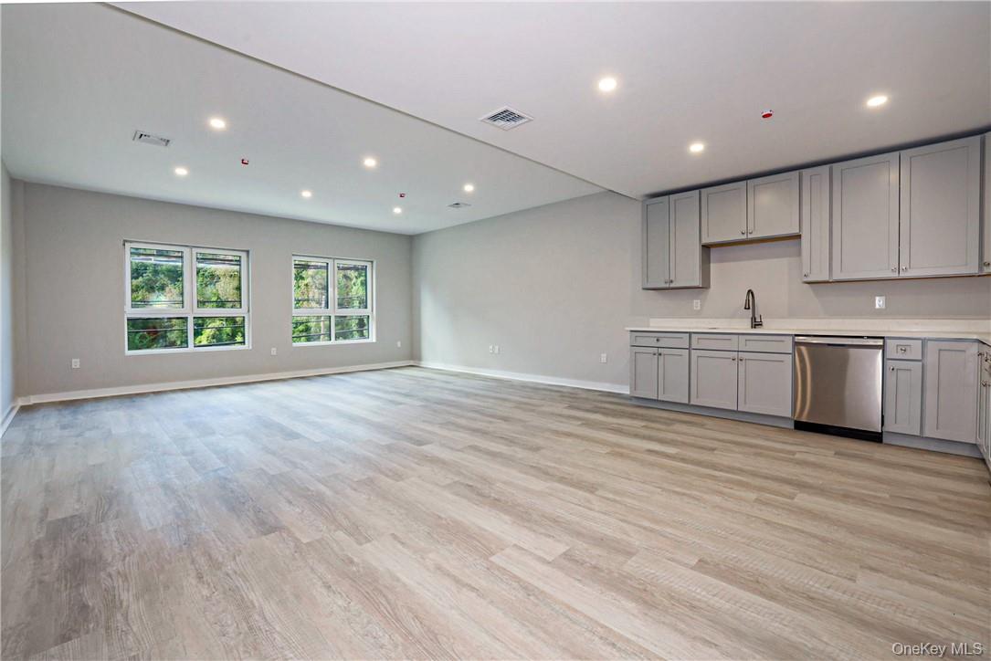 500 Commerce Street – For Sale photo 27