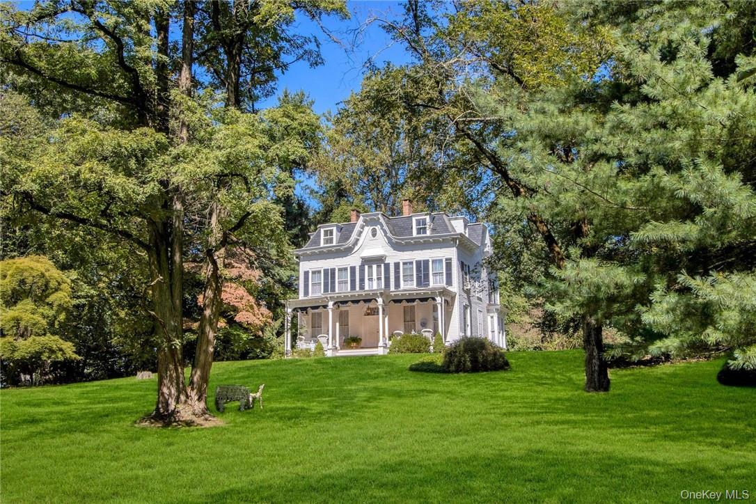 4 Deer Run – For Sale