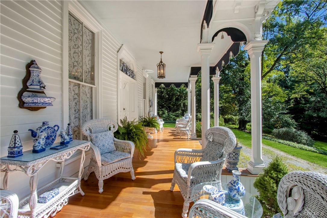 4 Deer Run – For Sale photo 4