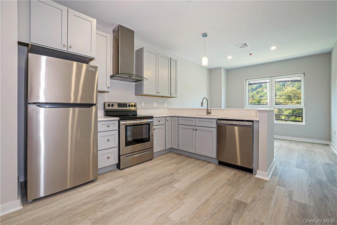 500 Commerce Street, Unit see remark