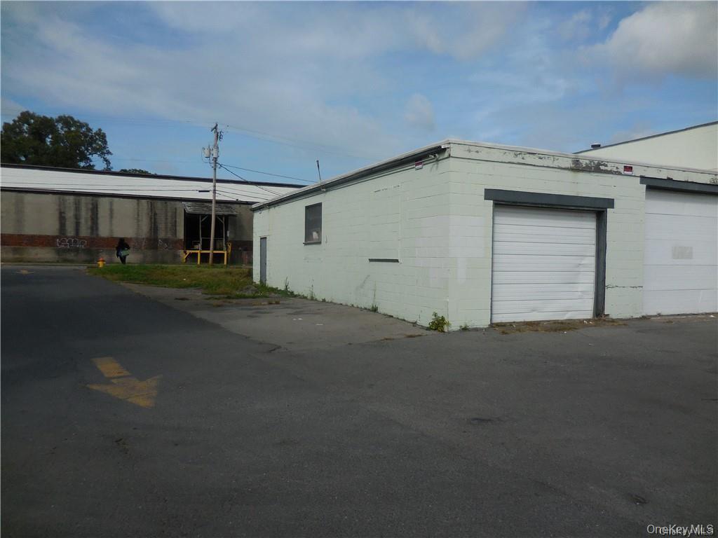 146 S Robinson Avenue, Unit B photo 16