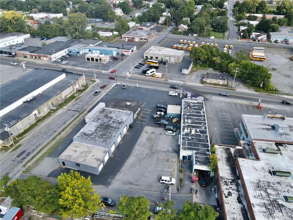 146 S Robinson Avenue, Unit B photo 23