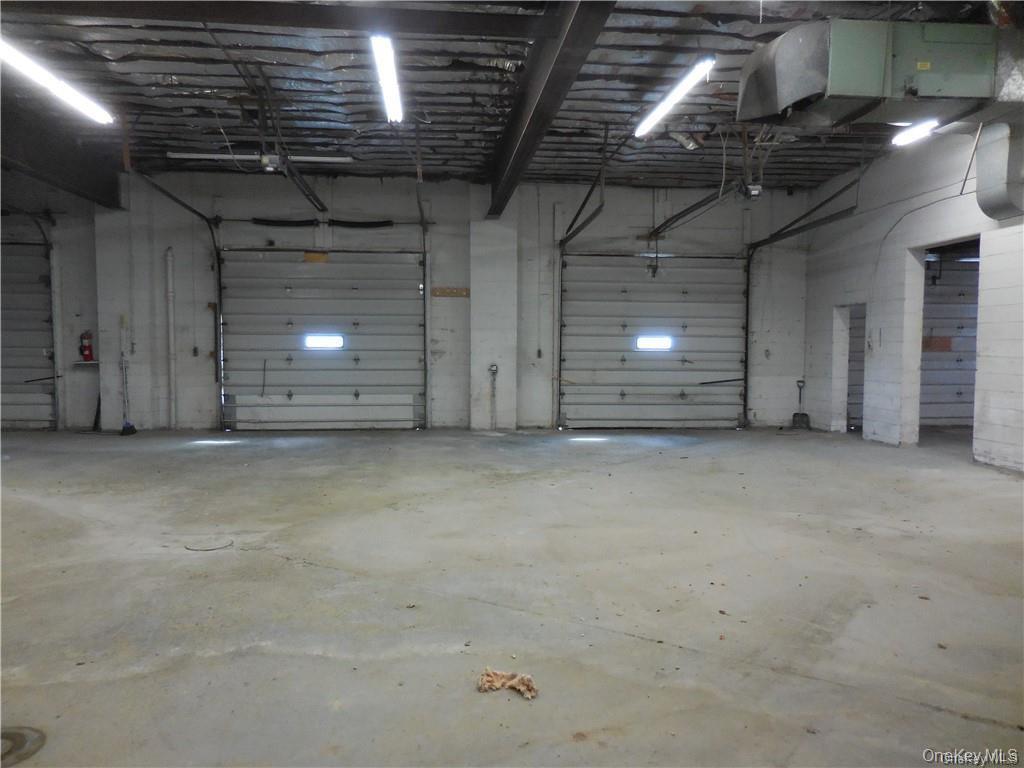 146 S Robinson Avenue, Unit B photo 2