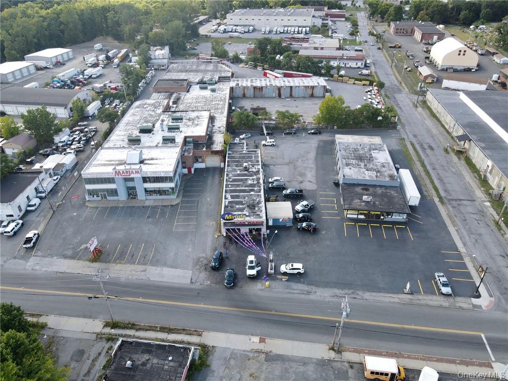 146 S Robinson Avenue, Unit B photo 22