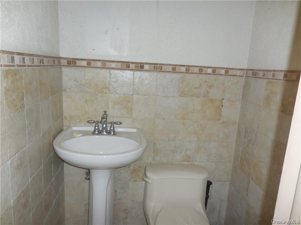 146 S Robinson Avenue, Unit B photo 18