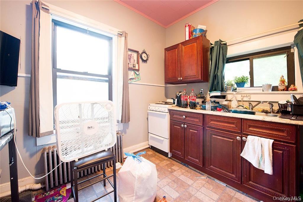 15 Pearl Street – For Sale photo 2
