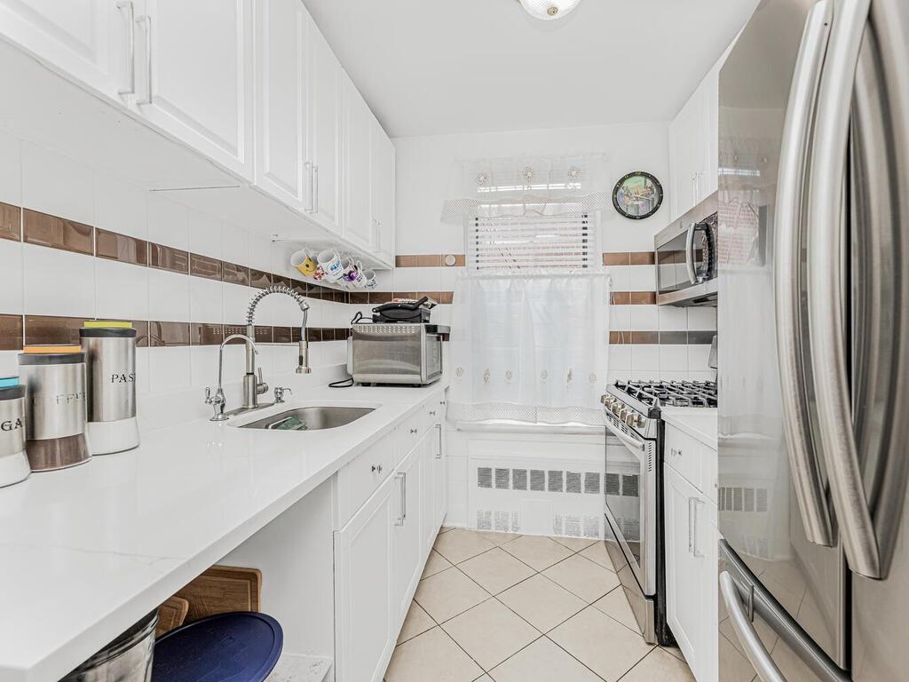 2866 Marion Avenue, Unit 6J photo 6