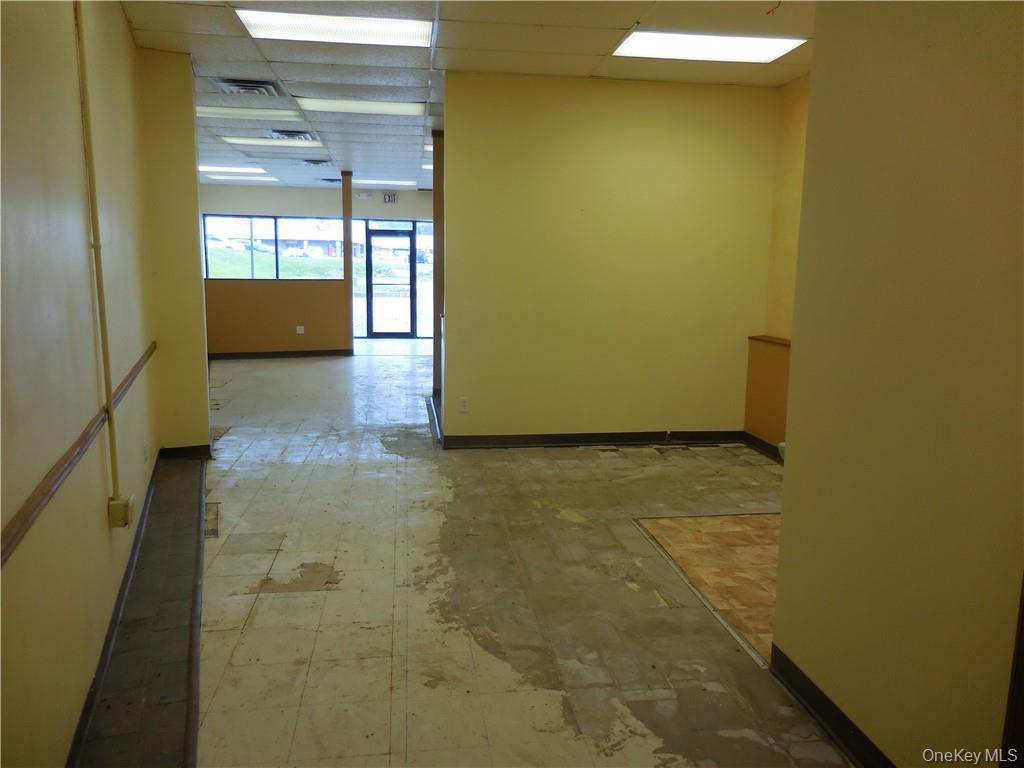 77 N Plank Road – For Rent photo 23