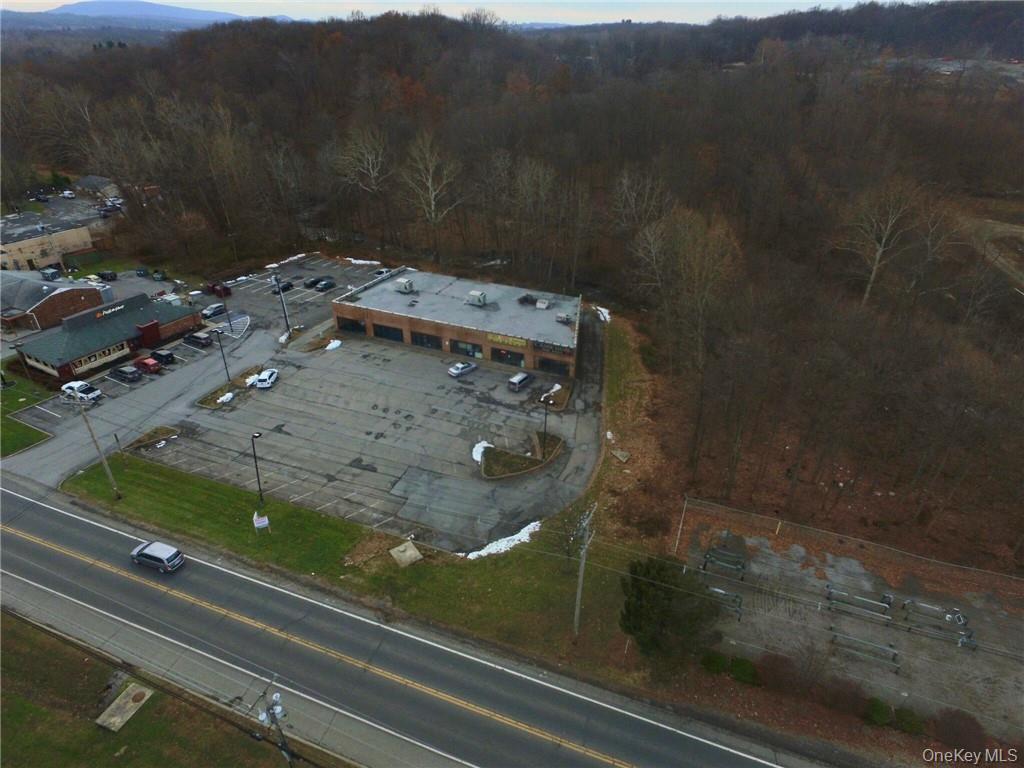 77 N Plank Road – For Rent photo 31
