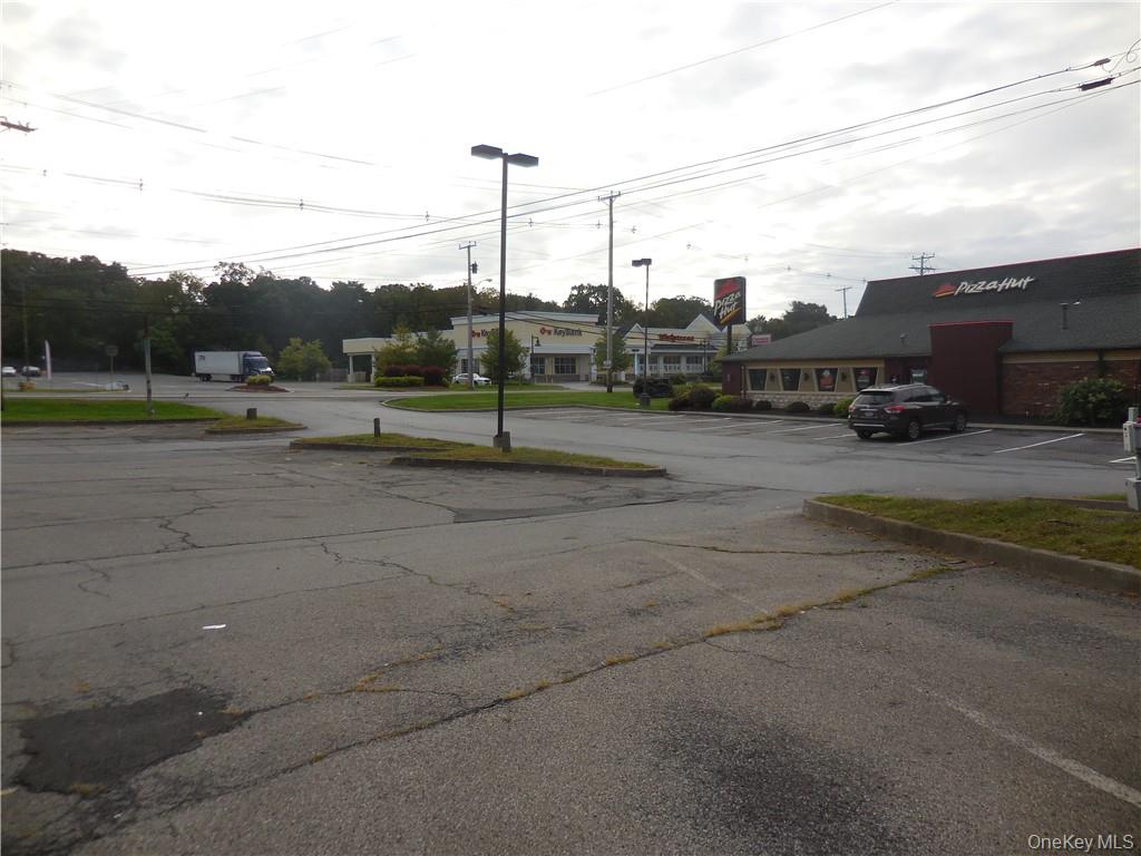 77 N Plank Road – For Rent photo 8