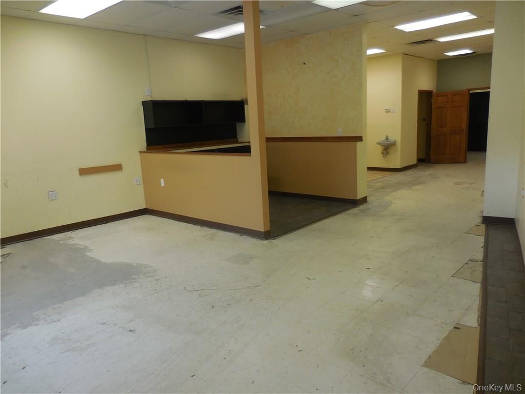 77 N Plank Road – For Rent photo 25