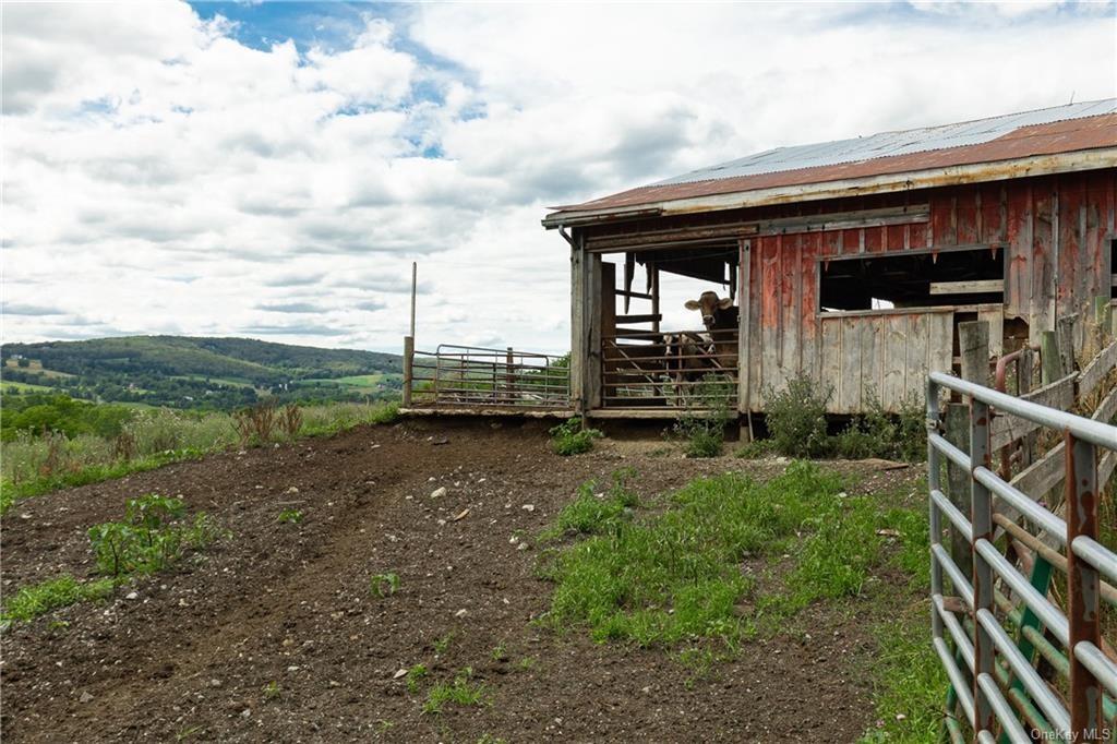 Yonderview Road – For Sale photo 11