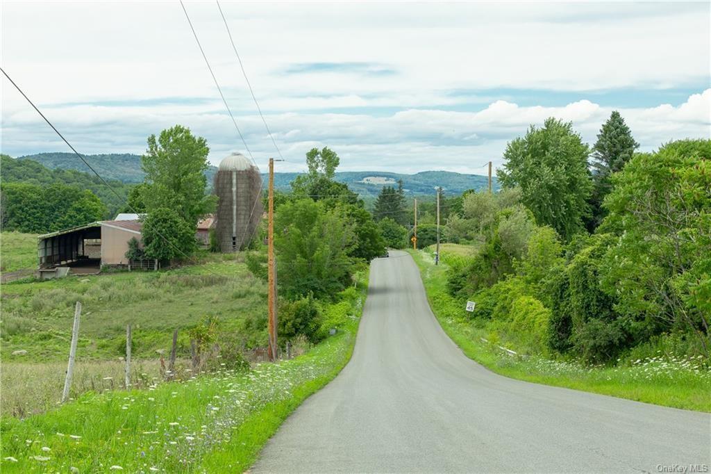 Yonderview Road – For Sale photo 5