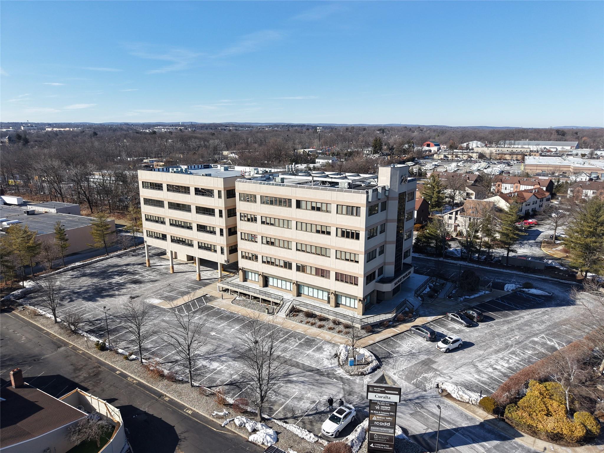25 Smith Street, Unit 502 photo 2