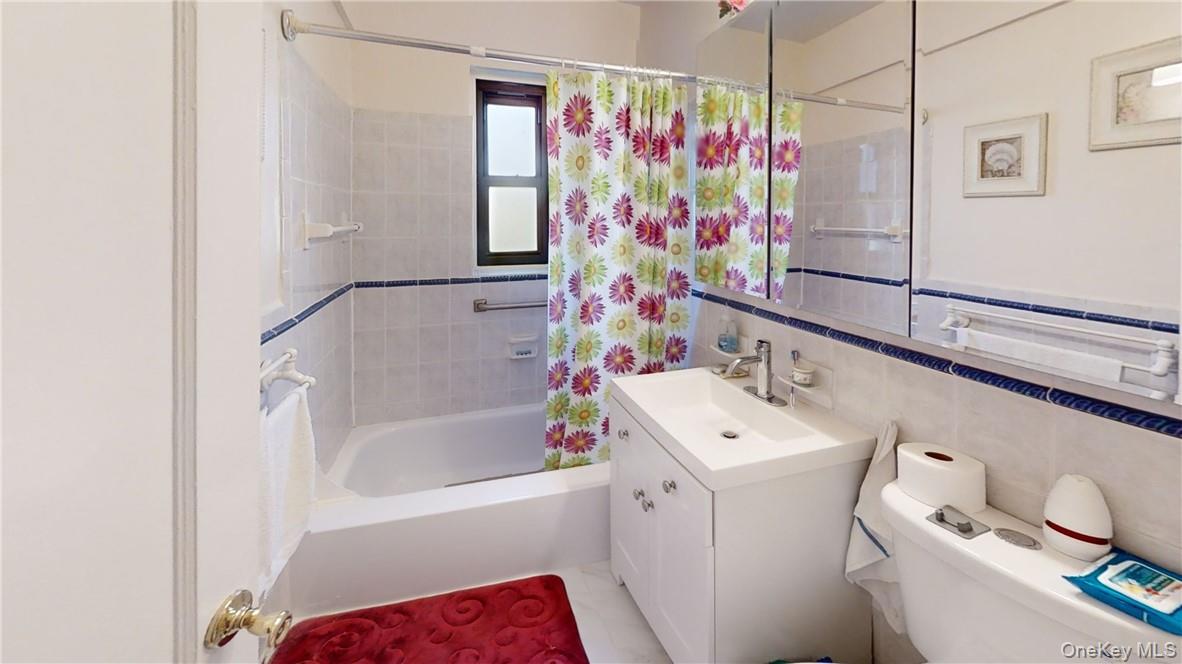 50 White Oak Street, Unit 4B photo 4