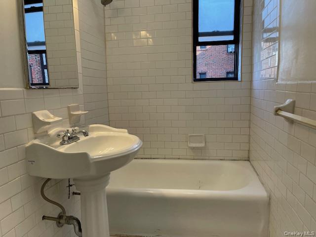 590 E Third Street, Unit 4O photo 17