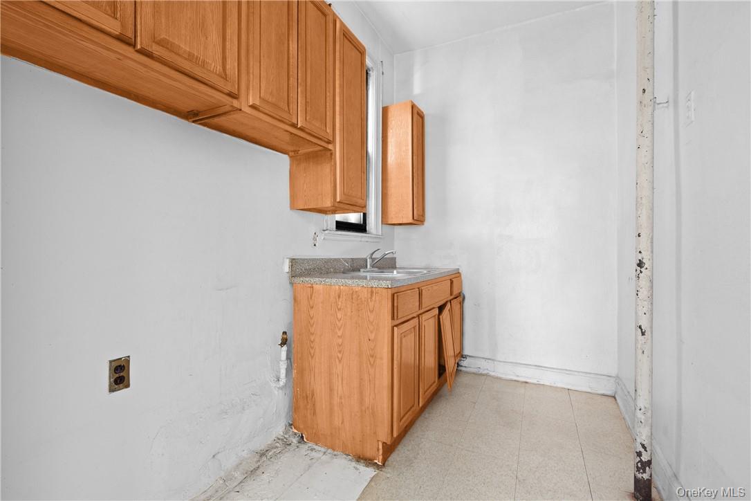 567 W 184th Street – For Sale photo 8