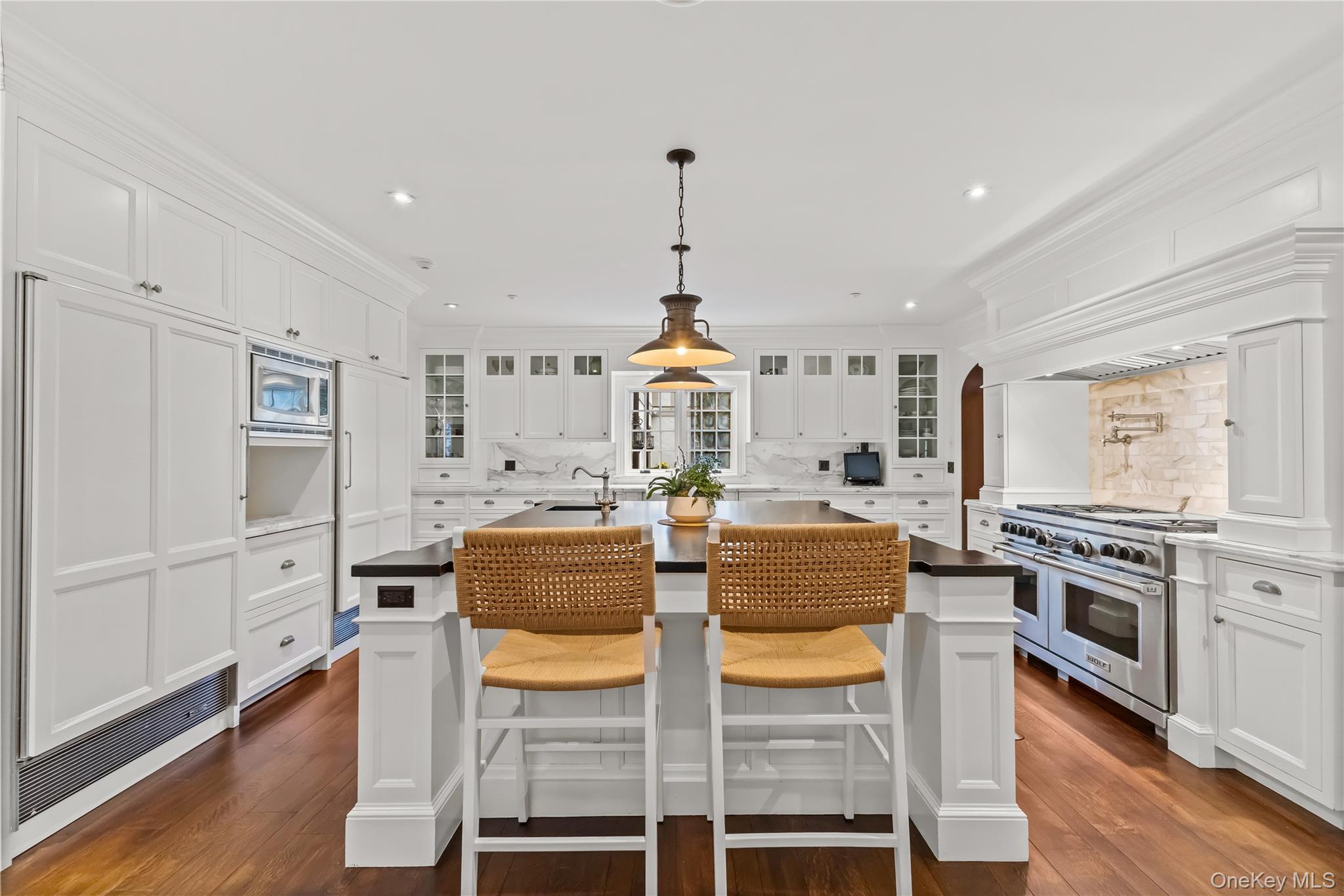 19 Park Drive S – For Sale photo 15