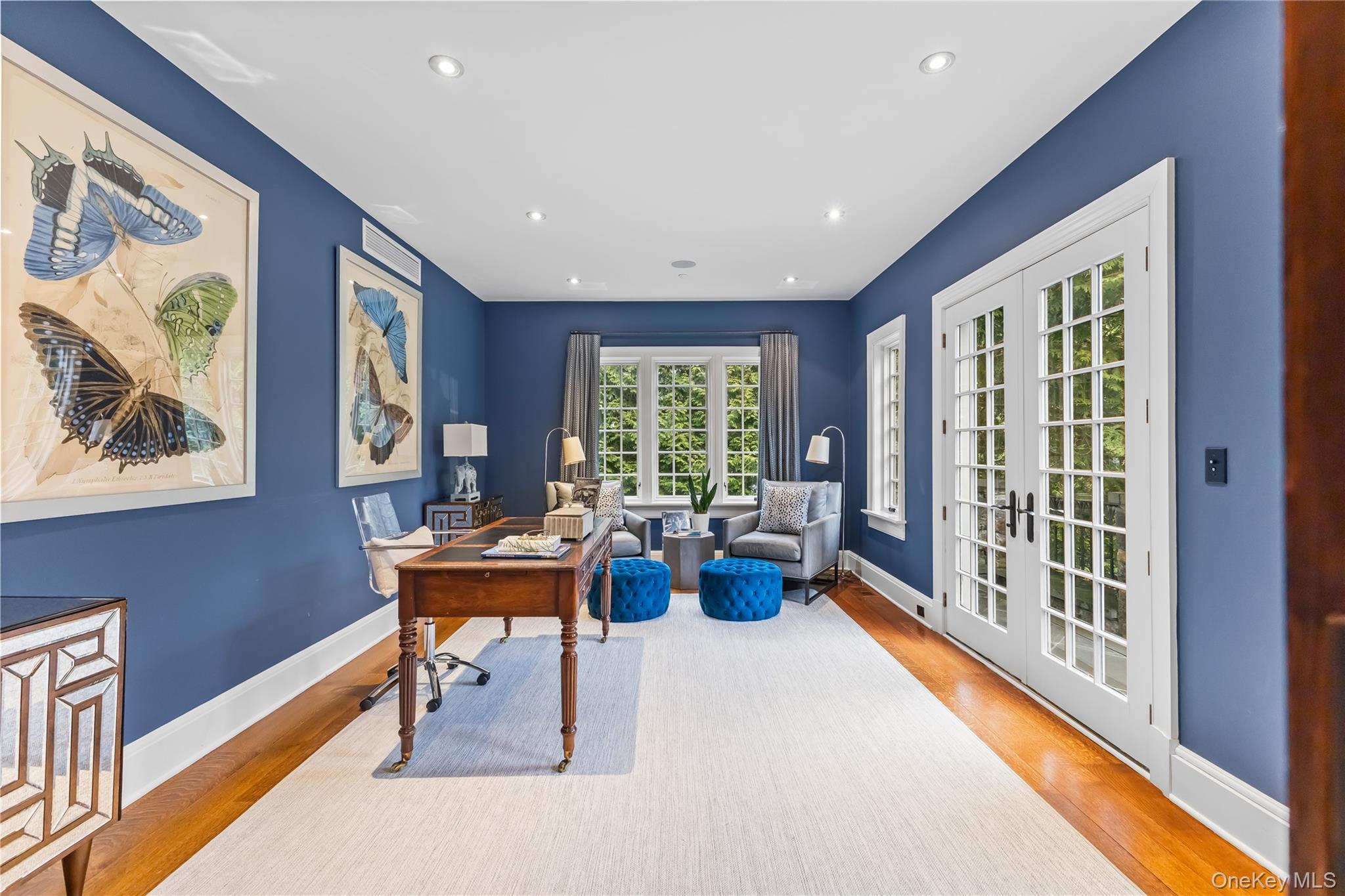 19 Park Drive S – For Sale photo 9