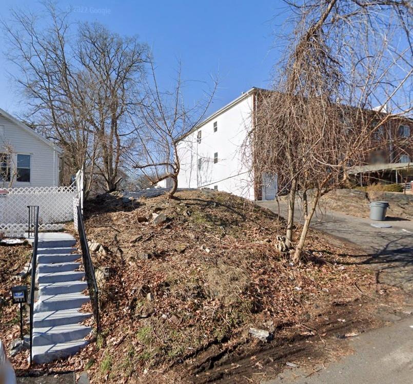 3423 Hunter Avenue – For Sale