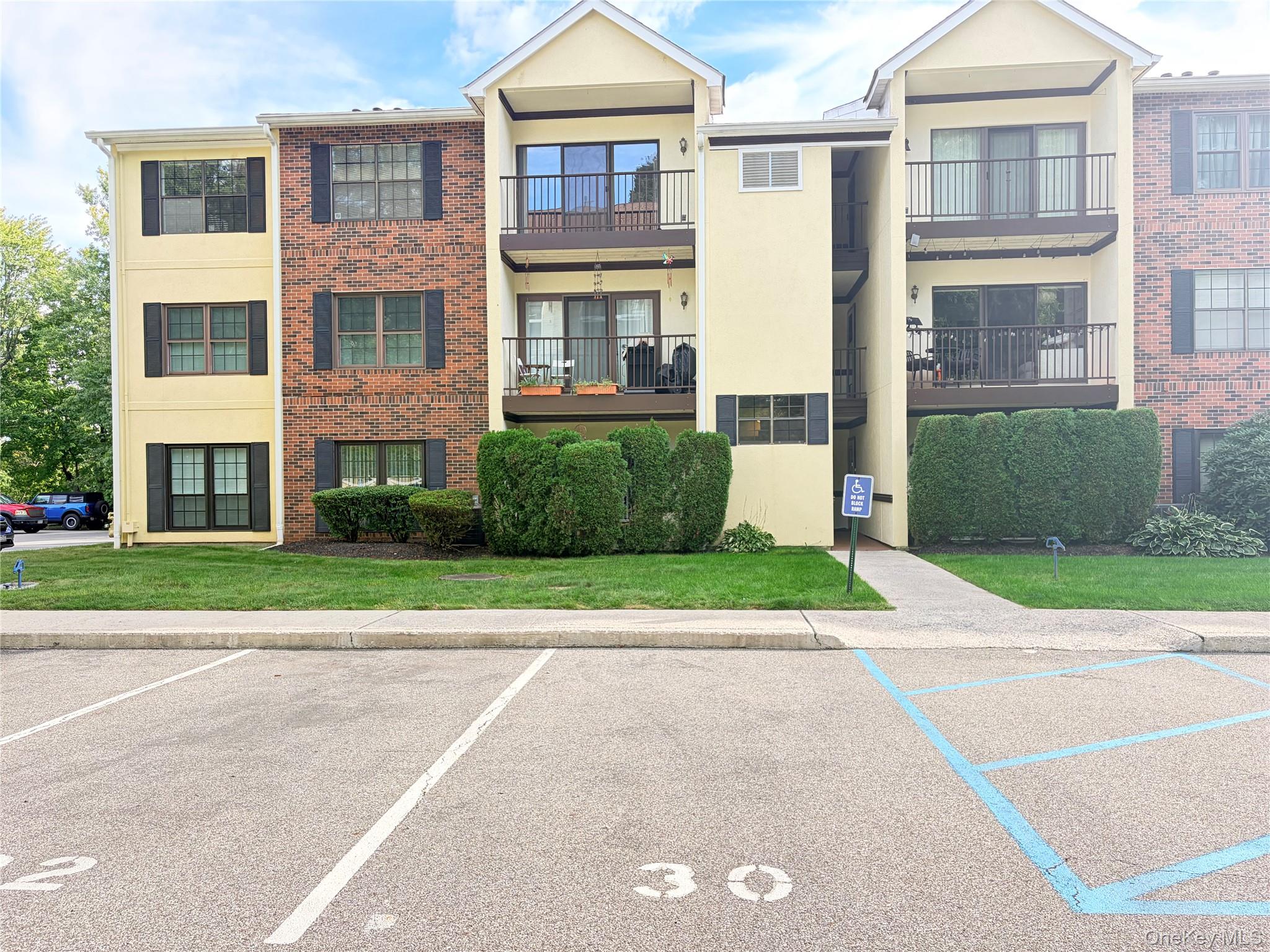 30 Huntington Circle – For Rent photo 26