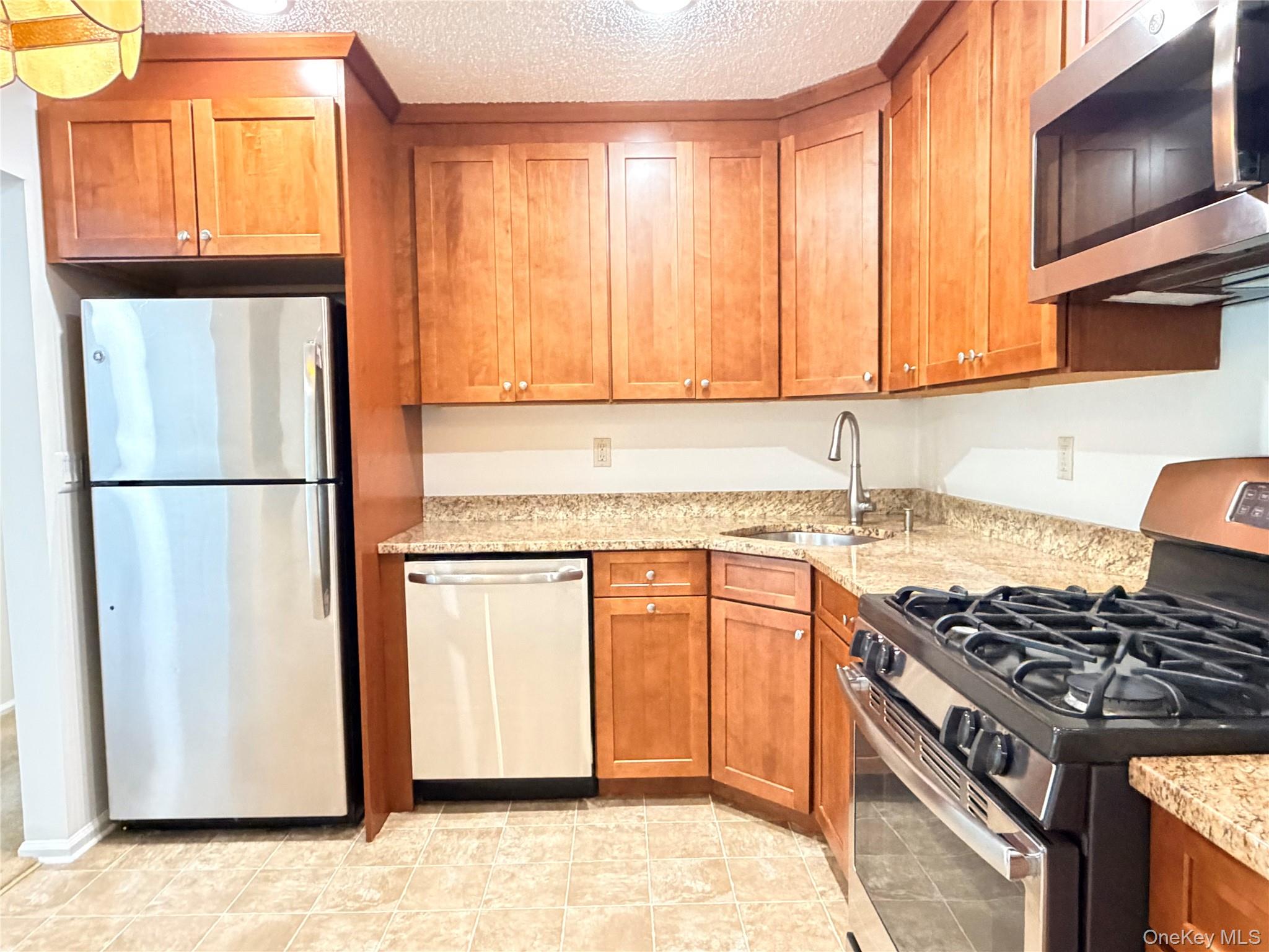 30 Huntington Circle – For Rent photo 9
