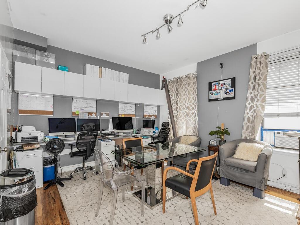 113 E 39 Street – For Sale photo 40