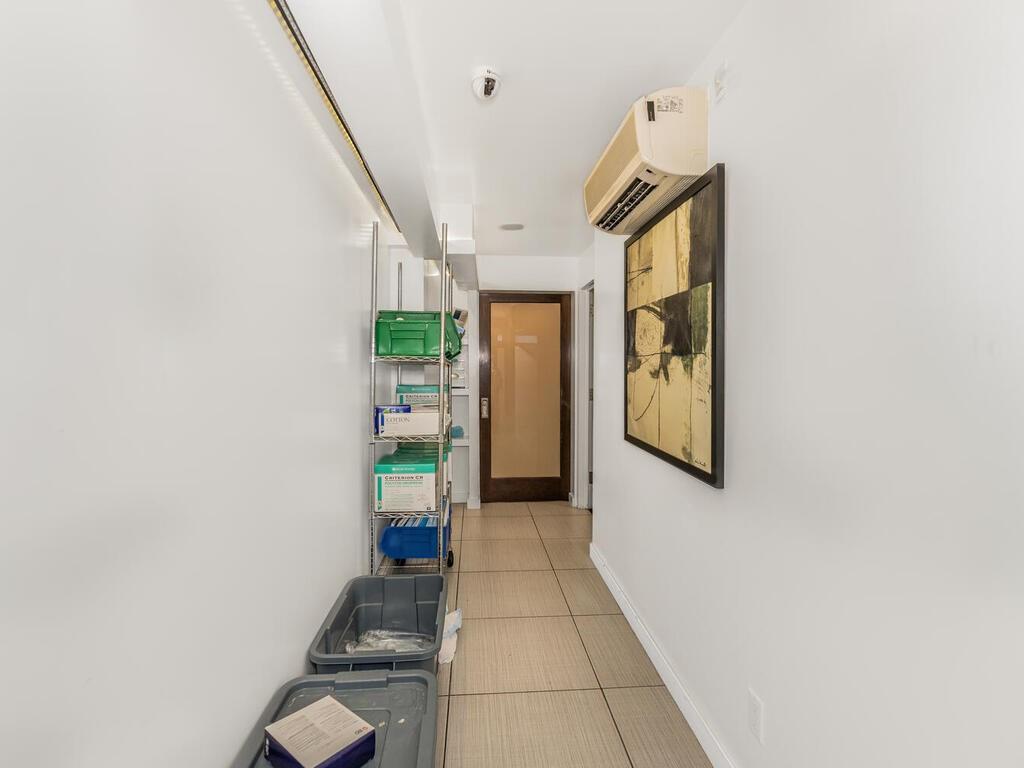 113 E 39 Street – For Sale photo 21